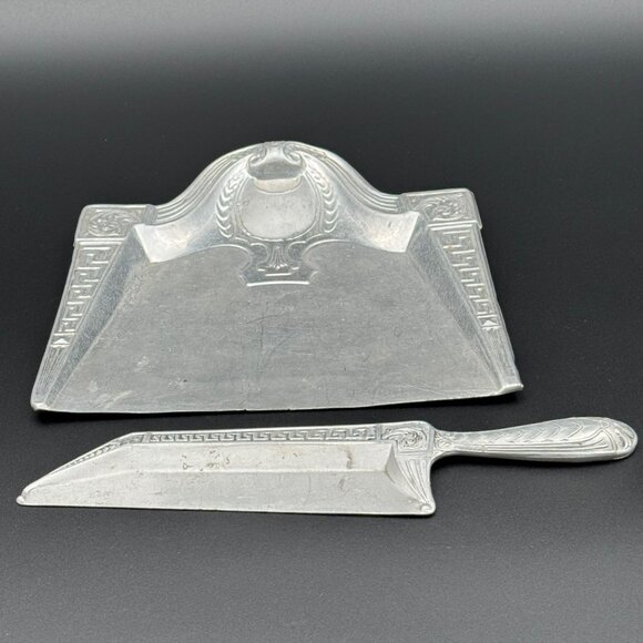 Antique Aluminum Silent Butler Crumb Catcher Tray with Scraper Vintage - Picture 1 of 16